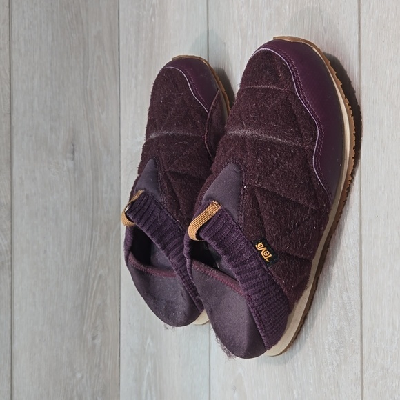 Teva Women Sneakers Ember moc  slip on shoes sz 7 - Picture 1 of 12